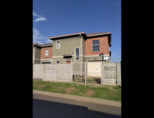 3 BEDROOM DUPLEX FOR SALE IN LEOPARD’S REST